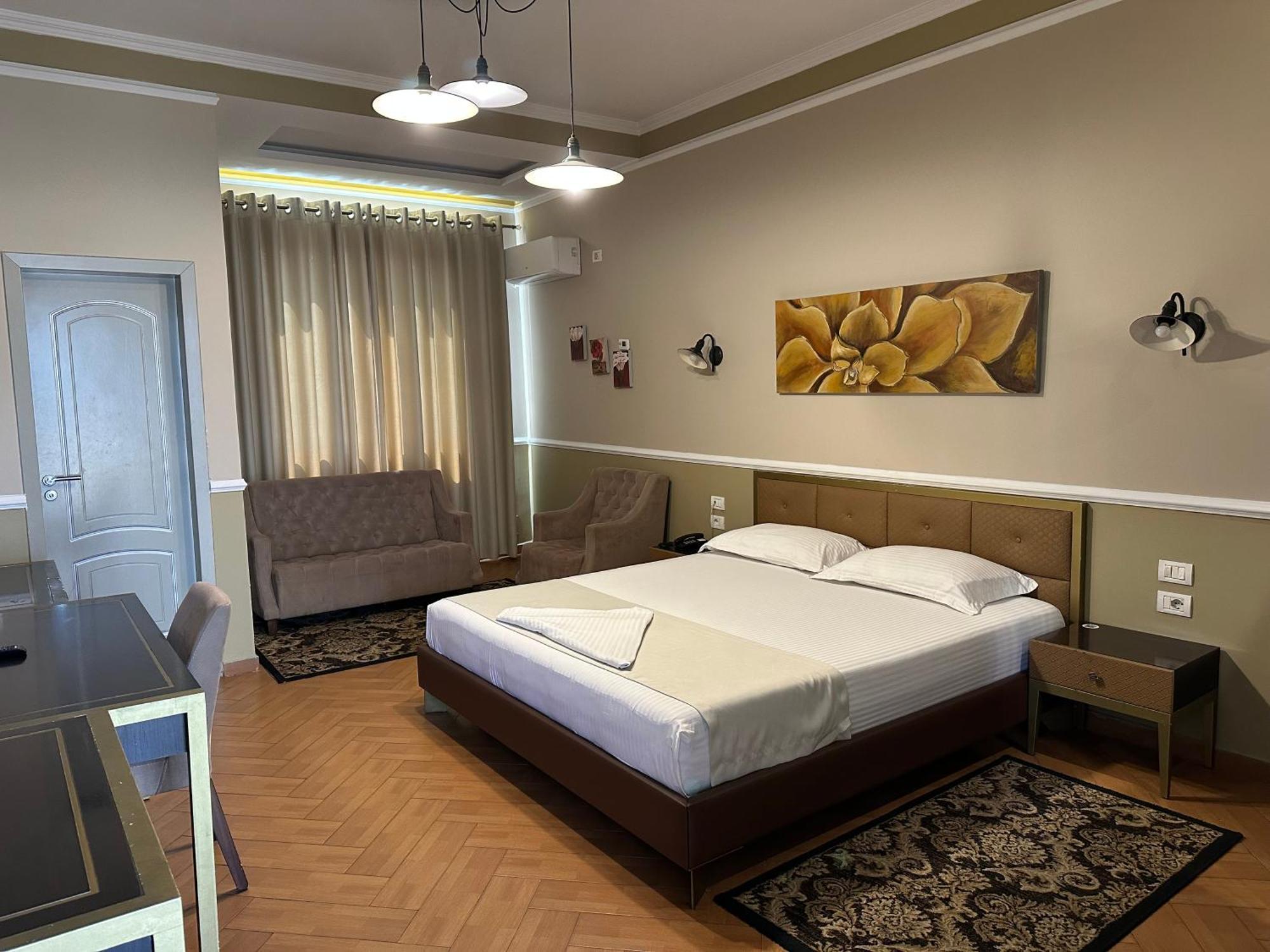 Hotel Edisem